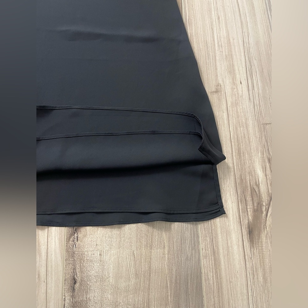 Blouse Tank - Picture 2 of 6